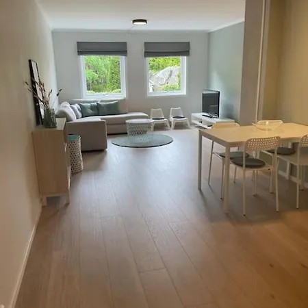 Moderne 3-roms Naer Og Dyreparken Kristiansand